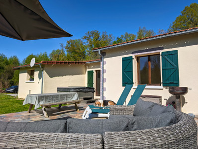 Maison à vendre à Compreignac, Haute-Vienne, Limousin, avec Leggett Immobilier