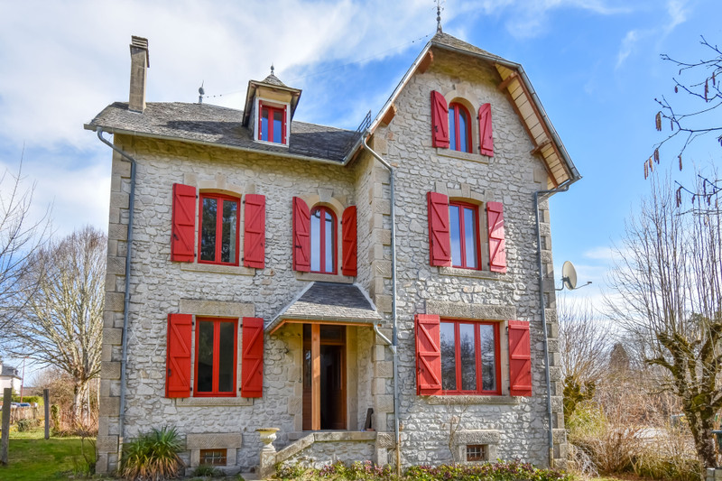 French property for sale in Maussac, Corrèze - €318,000 - photo 0