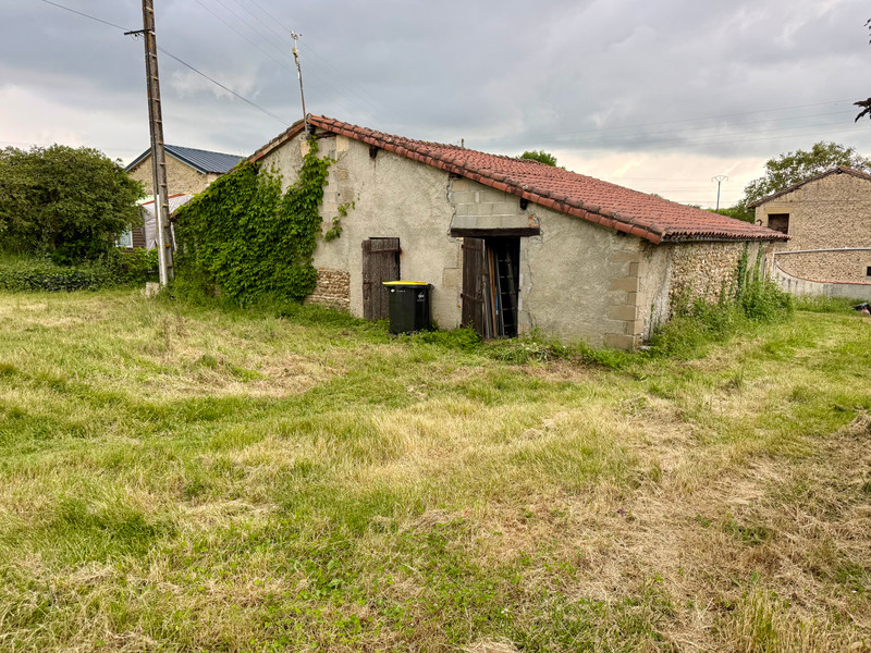 French property for sale in Saint-Romain, Vienne - €130,800 - photo 9