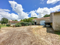 Maison à vendre à Saint-Pierre-de-Juillers, Charente-Maritime - 167.400 € - photo 2