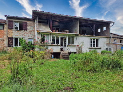 Maison à vendre à Chirac, Charente, Poitou-Charentes, avec Leggett Immobilier