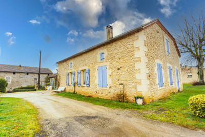 Maison à vendre à Villefranche-du-Périgord, Dordogne, Aquitaine, avec Leggett Immobilier