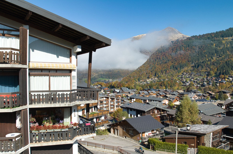 French property for sale in Morzine, Haute-Savoie - €850,000 - photo 0