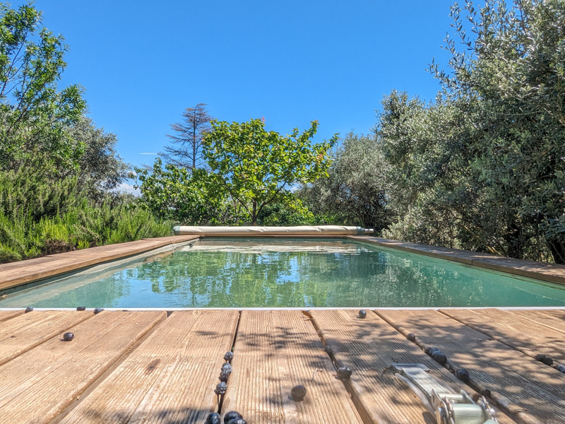 French property for sale in Châteauneuf-de-Gadagne, Vaucluse - €552,000 - photo 4