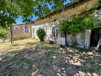 Propriété à vendre à Courlac, Charente - 72 600 € - photo n°1