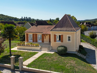 Maison à vendre à Montignac, Dordogne, Aquitaine, avec Leggett Immobilier