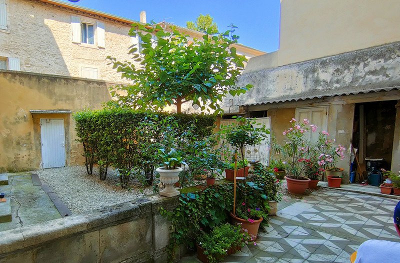 French property for sale in Avignon, Vaucluse - €343,000 - photo 8