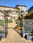 Maison à vendre à Villebois-Lavalette, Charente - 399.900 € - photo 1