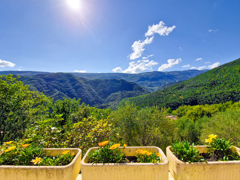 French property for sale in Pierrefeu, Alpes-Maritimes - €499,000 - photo 3