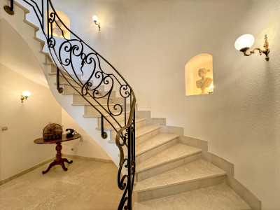 French property for sale in Saint-Rémy-de-Provence, Bouches-du-Rhône - €780,000 - photo 5