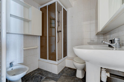 French property for sale in Nice, Alpes-Maritimes - €749,000 - photo 8