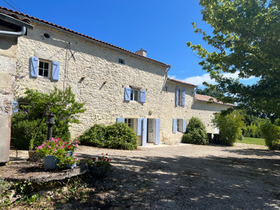 Maison à vendre à Margueron, Gironde, Aquitaine, avec Leggett Immobilier