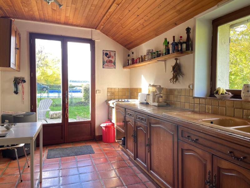 French property for sale in Val-d'Auge, Charente - €162,000 - photo 6