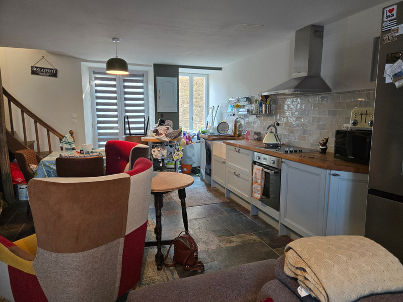 French property for sale in Saint-Cyr-du-Bailleul, Manche - €77,000 - photo 4