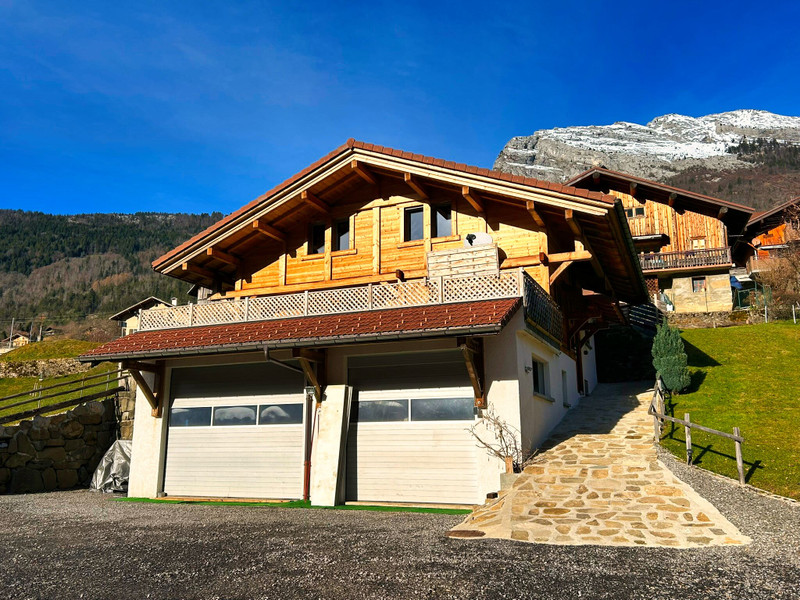 Ski property for sale in La Clusaz - €995,000 - photo 0