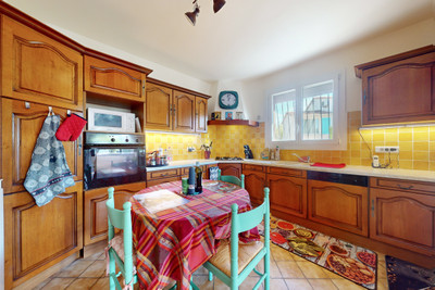 French property for sale in Barjac, Gard - €336,000 - photo 7