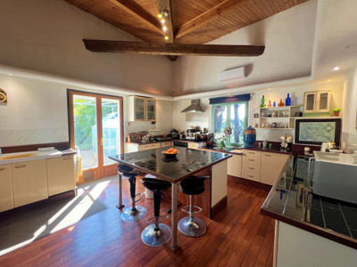 French property for sale in Aigues-Vives, Aude - €340,400 - photo 2