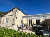Maison à vendre à Montazeau, Dordogne - 185 000 € - photo 1