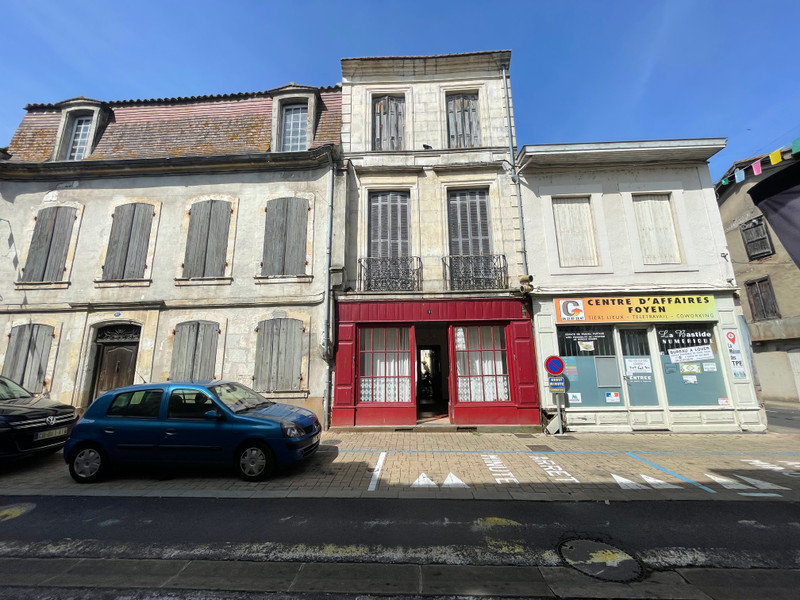 French property for sale in Sainte-Foy-la-Grande, Gironde - €175,000 - photo 1