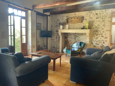 French property for sale in Queaux, Vienne - €267,500 - photo 3