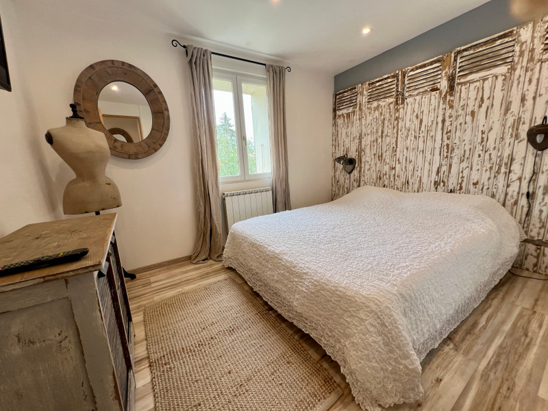 French property for sale in Soulignonne, Charente-Maritime - €540,600 - photo 5