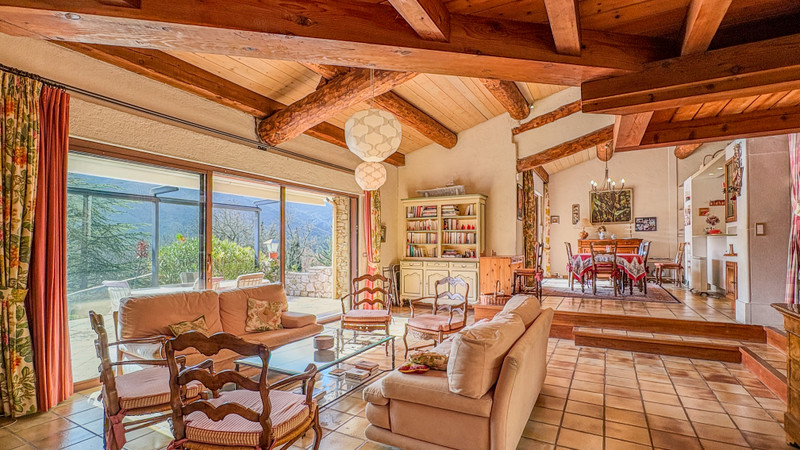 French property for sale in Vauvenargues, Bouches-du-Rhône - €1,300,000 - photo 2