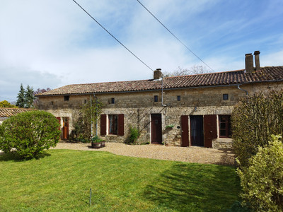 French property for sale in Alloinay, Deux-Sèvres - €170,000 - photo 10