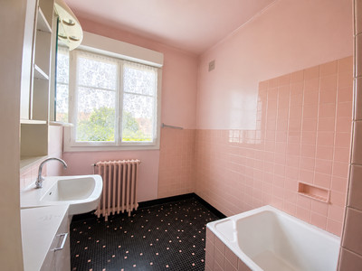 French property for sale in Saint-Ybard, Corrèze - €124,890 - photo 7