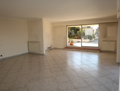 French property for sale in Nice, Alpes-Maritimes - €1,390,000 - photo 5