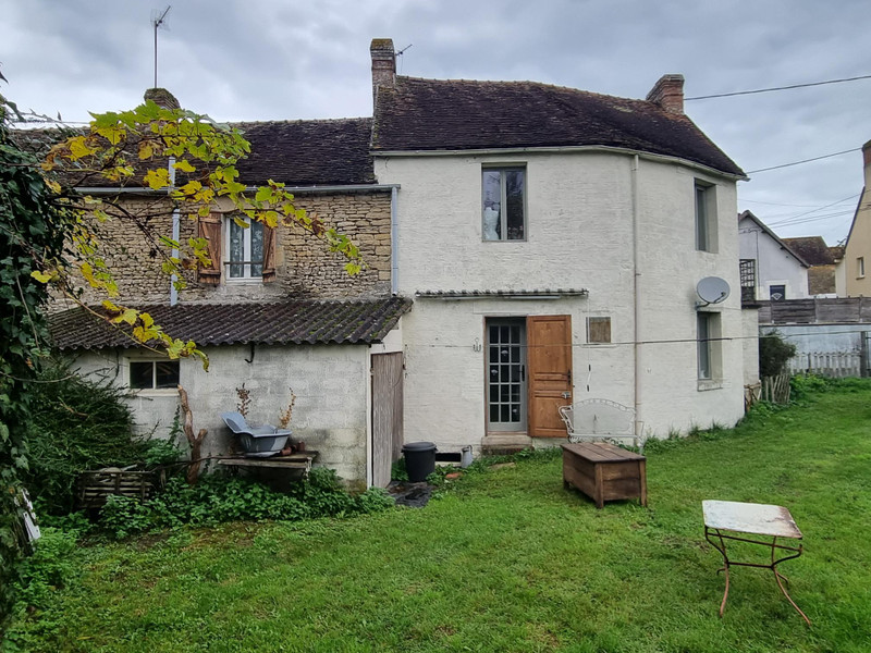 French property for sale in Nonant-le-Pin, Orne - €101,200 - photo 2