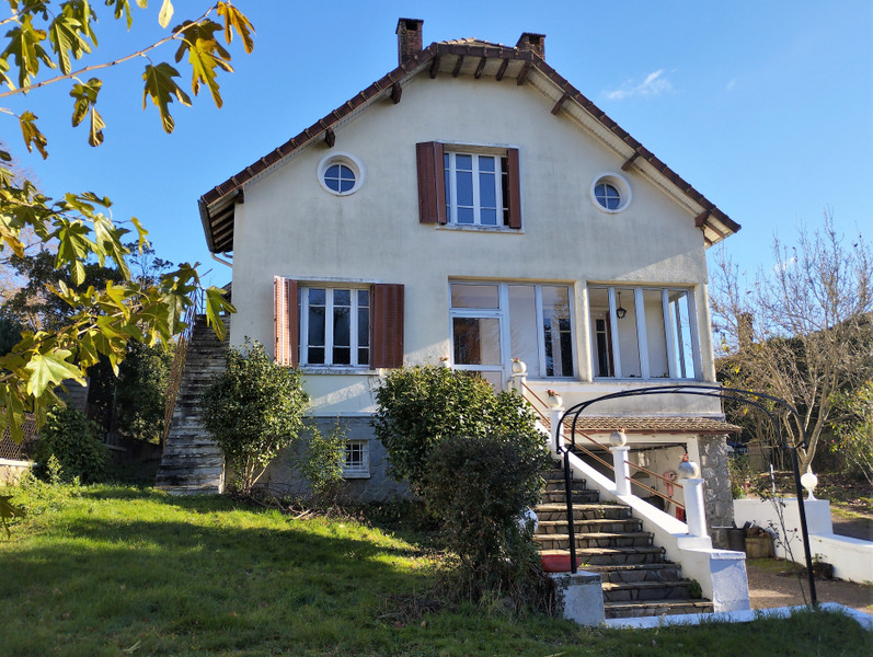 Maison à vendre à Châlus, Haute-Vienne - 141 700 € - photo 1