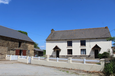 Maison à vendre à Ménéac, Morbihan, Bretagne, avec Leggett Immobilier