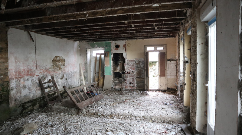 French property for sale in Guerlédan, Côtes-d'Armor - €30,000 - photo 6