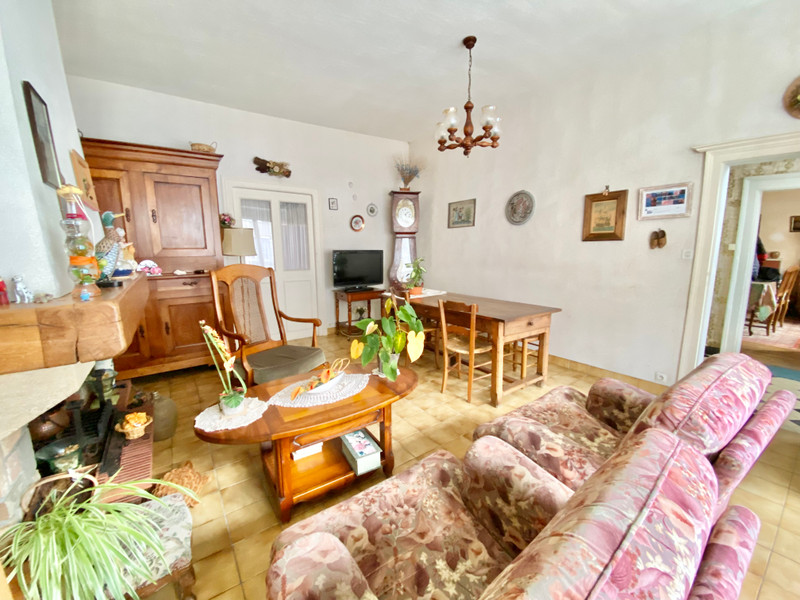 House for sale in Vayres - Haute-Vienne - Beautiful 4 bedroom village ...