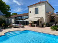 Open Fireplace for sale in Clairac Lot-et-Garonne Aquitaine