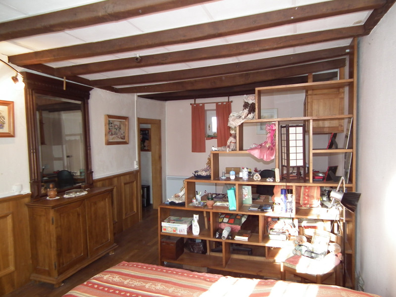 French property for sale in Auzances, Creuse - &#8364;105,000 - photo 10