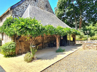 Maison à vendre à Saint-Berthevin-la-Tannière, Mayenne - 220.000 € - photo 12