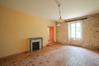 Maison à vendre à Les Adjots, Charente - 795.000 € - photo 8