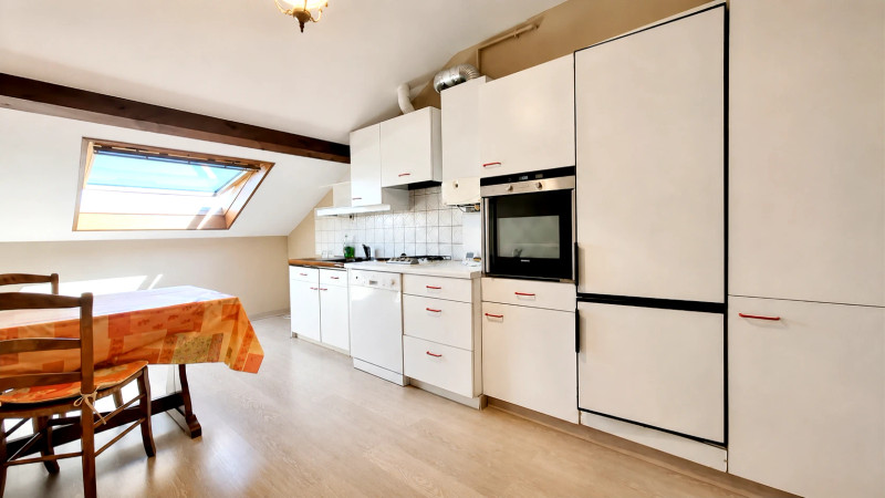 French property for sale in Limoges, Haute-Vienne - €199,000 - photo 2
