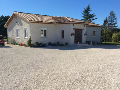 Maison à vendre à Serres-et-Montguyard, Dordogne, Aquitaine, avec Leggett Immobilier