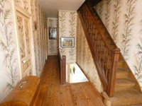 Maison à vendre à Saint-Martin-Valmeroux, Cantal - 119.900 € - photo 4
