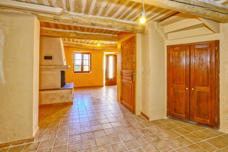French property for sale in Rustrel, Vaucluse - €229,000 - photo 3