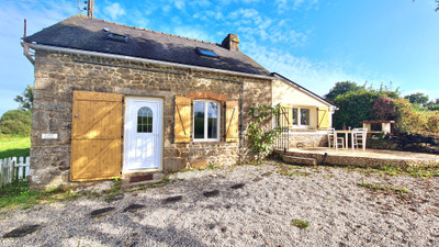 house for sale in Mayenne