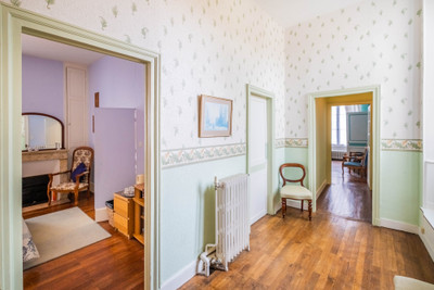 French property for sale in Vermenton, Yonne - €387,000 - photo 5
