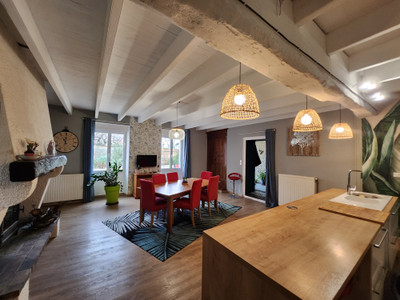 French property for sale in Ligné, Charente - €321,210 - photo 6