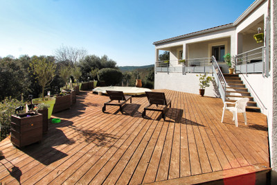 Maison à vendre à Pézènes-les-Mines, Hérault, Languedoc-Roussillon, avec Leggett Immobilier