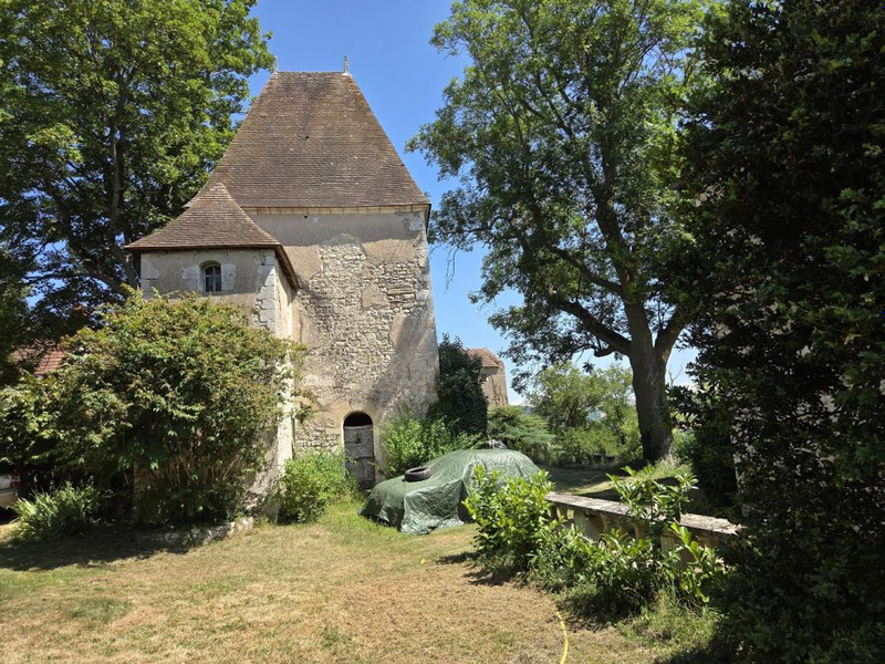 French property for sale in Vicq, Allier - €892,500 - photo 3