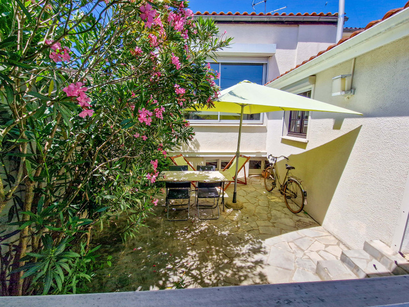French property for sale in Bordeaux, Gironde - €720,000 - photo 9
