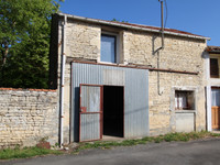 Grange à vendre à Couture-d'Argenson, Deux-Sèvres - 19.600 € - photo 1