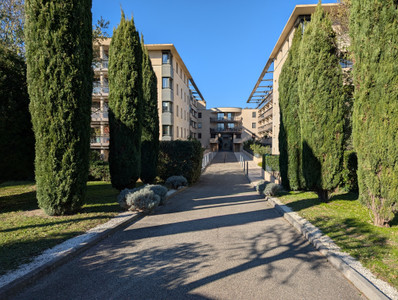 Appartement à vendre à Avignon, Vaucluse, PACA, avec Leggett Immobilier